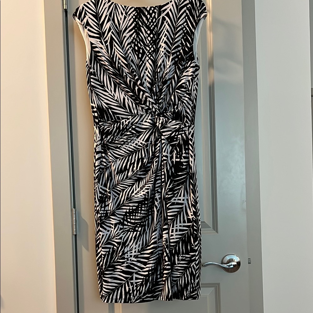 Elegant Black and White Leaf Print Dress